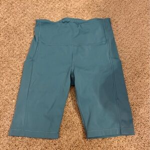 Athleta Ultimate Stash biker short